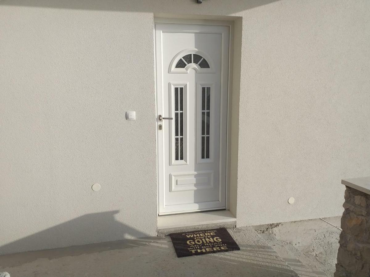 Apartment Zaklopatica Lastovo Екстериор снимка